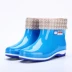 Cộng với giày đi mưa nhung nữ ống ngắn đi mưa giày chống nước nữ Rainshoes