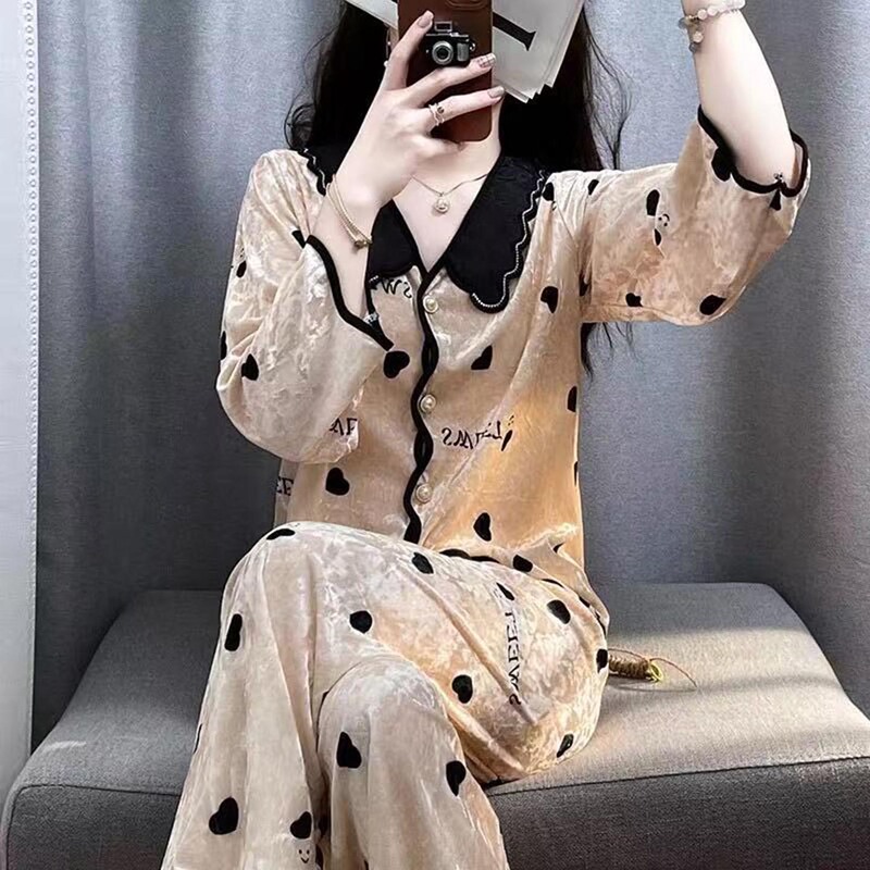 High-End Diamond Velvet Pajamas for Women, Spring and Autumn Long-Sleeved Home Wear Set, Sweet French Style New Gold Velvet