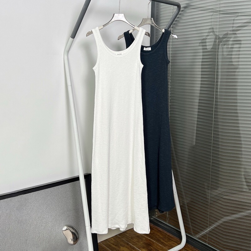 25 Summer New Original American Retro Two-Tone Textured Knit Waist-Cinching Flared Long Tank Dress