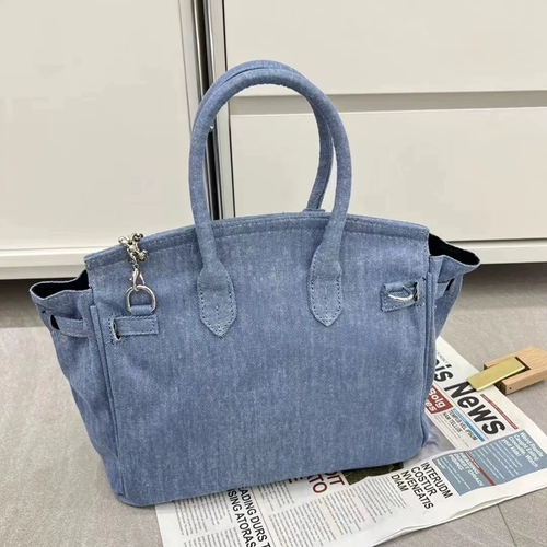 Небольшая сумка, джинсовая сумка на одно плечо, дизайнерские штаны, платиновая цепь, популярно в интернете, горизонтальная версия