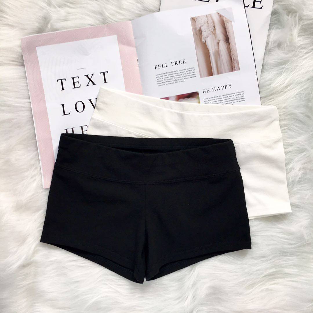 New spring and summer women's pure cotton ultra-short safety underwear breathable anti-glare black and white thin elastic Hyuna burst without curling