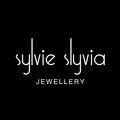 Sylvie Slyvia轻奢饰品的LOGO