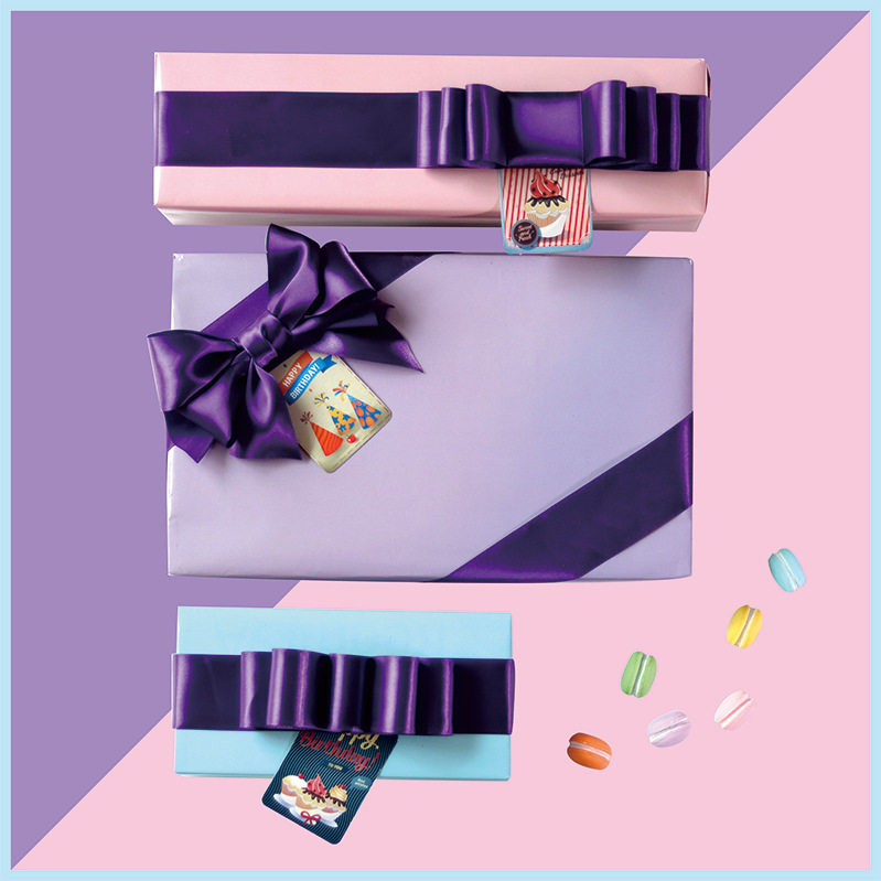 Waterproof laminated book wrapping paper, small fresh gift wrapping paper
