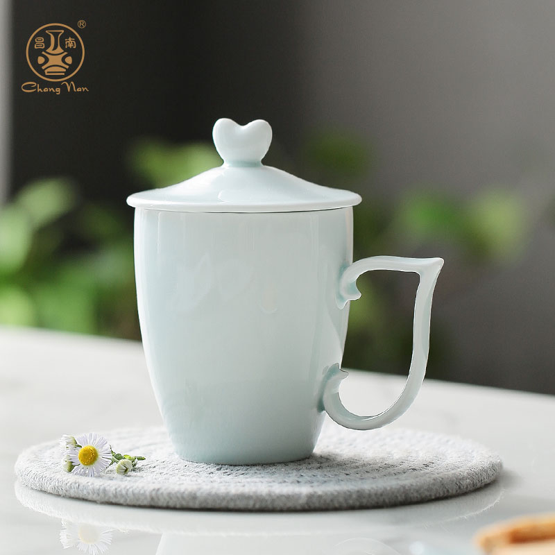 Chang south with cover glass creative love jingdezhen ceramic cups to send his girlfriend a birthday present love high temperature ceramic