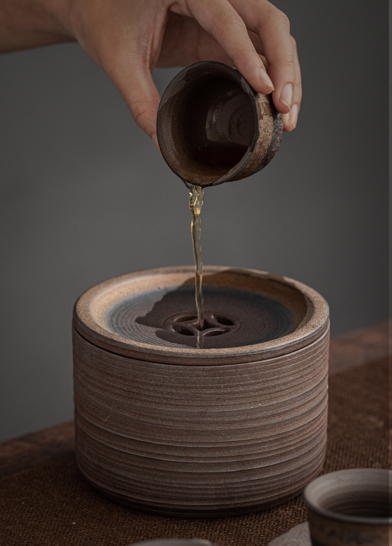 Plain film ceramic building hot water Japanese small dishes kung fu tea tea bucket cylinder accessories old rock desktop dross barrels of mud