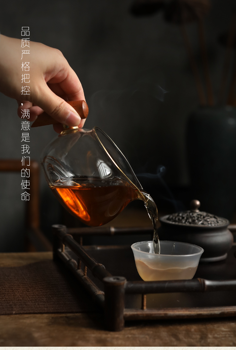 Fair, shadow high - temperature thickening glass cup wood put large household portion male cup tea tea sea kung fu tea set