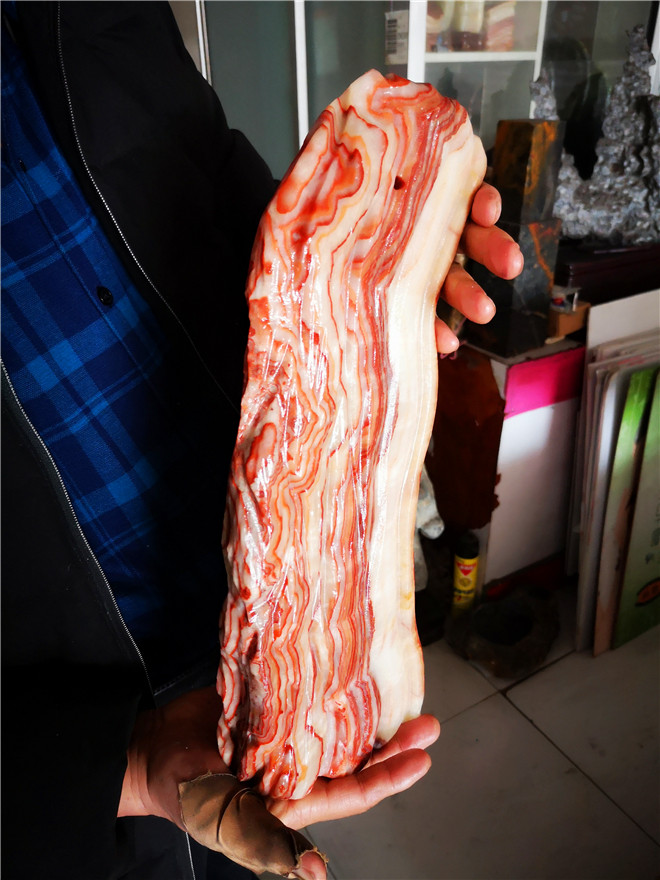 Pork stone Caixia stone sightseeing stone strange stone natural stone bacon braised pork belly raw stone rich meat ornaments