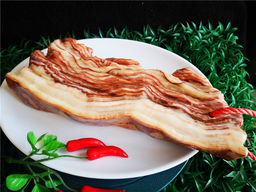 Pork stone Caixia stone sightseeing stone strange stone natural stone bacon braised pork belly raw stone pork ornaments