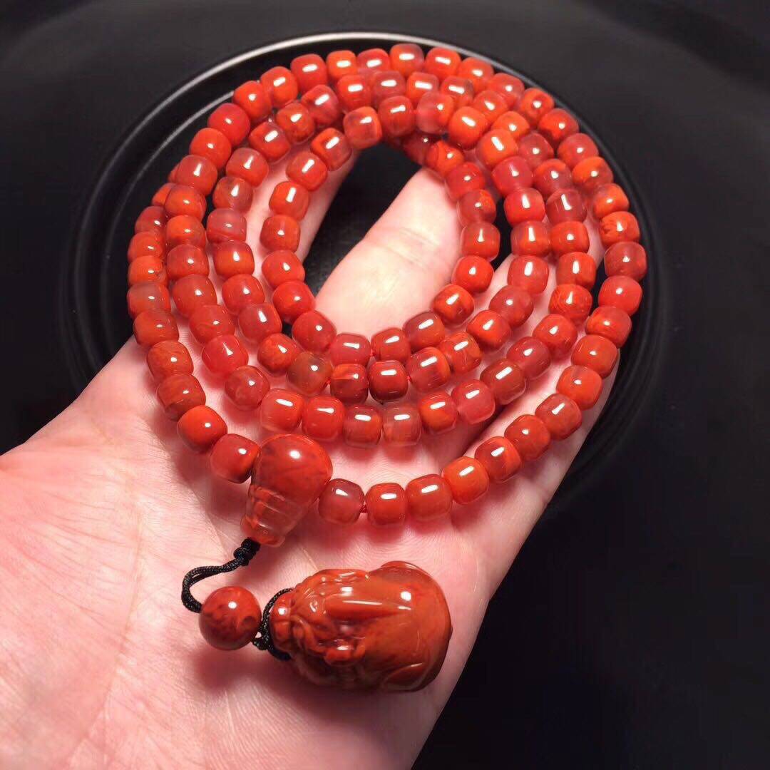 Sichuan Liangshannan red Agate flame pattern Pixiu pendant 108 Buddha beads Hand chain hand string Beast Guanyin Buddha