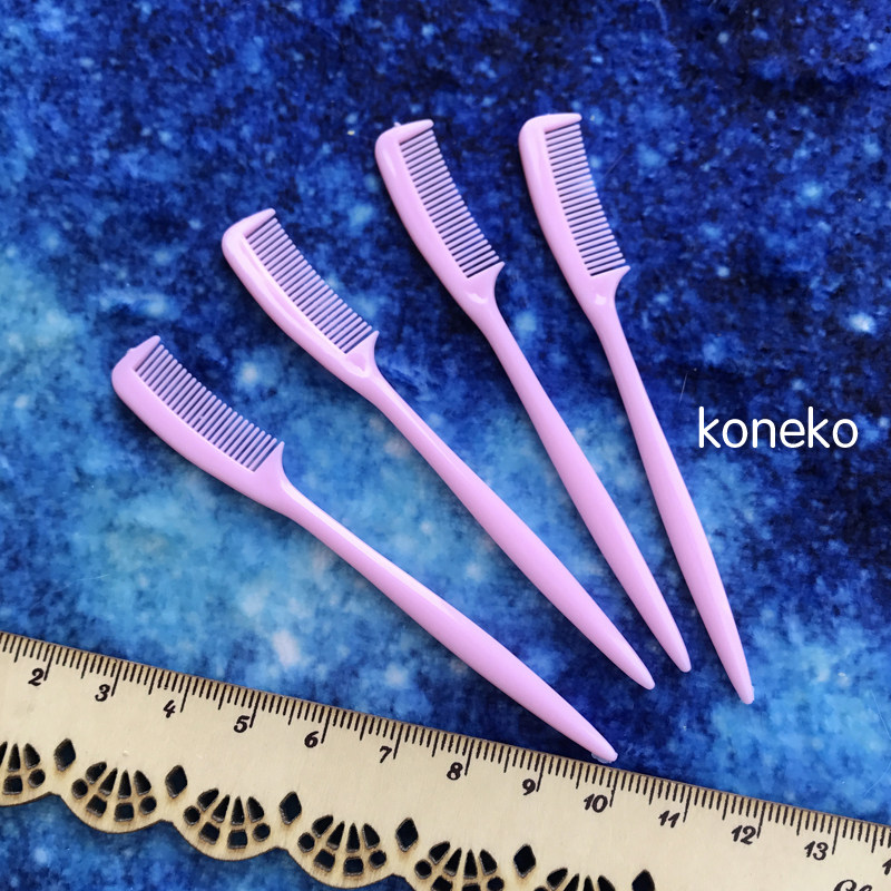 (full 58) 2 small combs