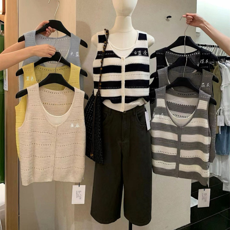 Bonfwme Original Design 2026 Summer New Style 6-up Korean Style Color-Block Striped Faux Two-Piece Sleeveless Sweater Vest