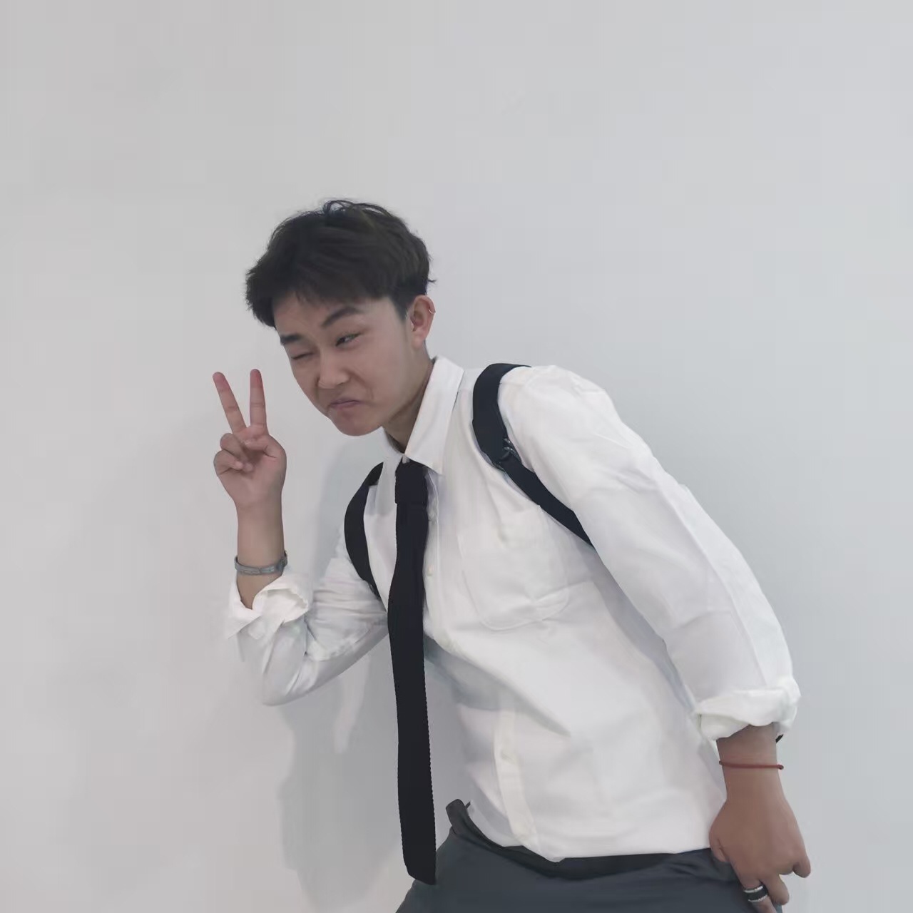 【WAZZW】你必须要入手的 韩国方领百搭衬衣牛津纺长袖衬衫男