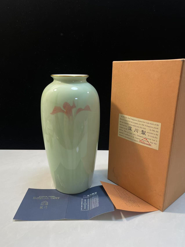 Japanese Antique Porcelain, Organ Kiln, Colored Glaze, Painted Ceramic Vase, Flower Vessel, Flower Arrangement, Decorative Crafts, Kawa. Japanese Antique Porcelain, Organ Kiln, Colored Glaze, Painted Ceramic Vase, Flower Vessel, Flower Arrangement, Decorative Crafts, Kawa.