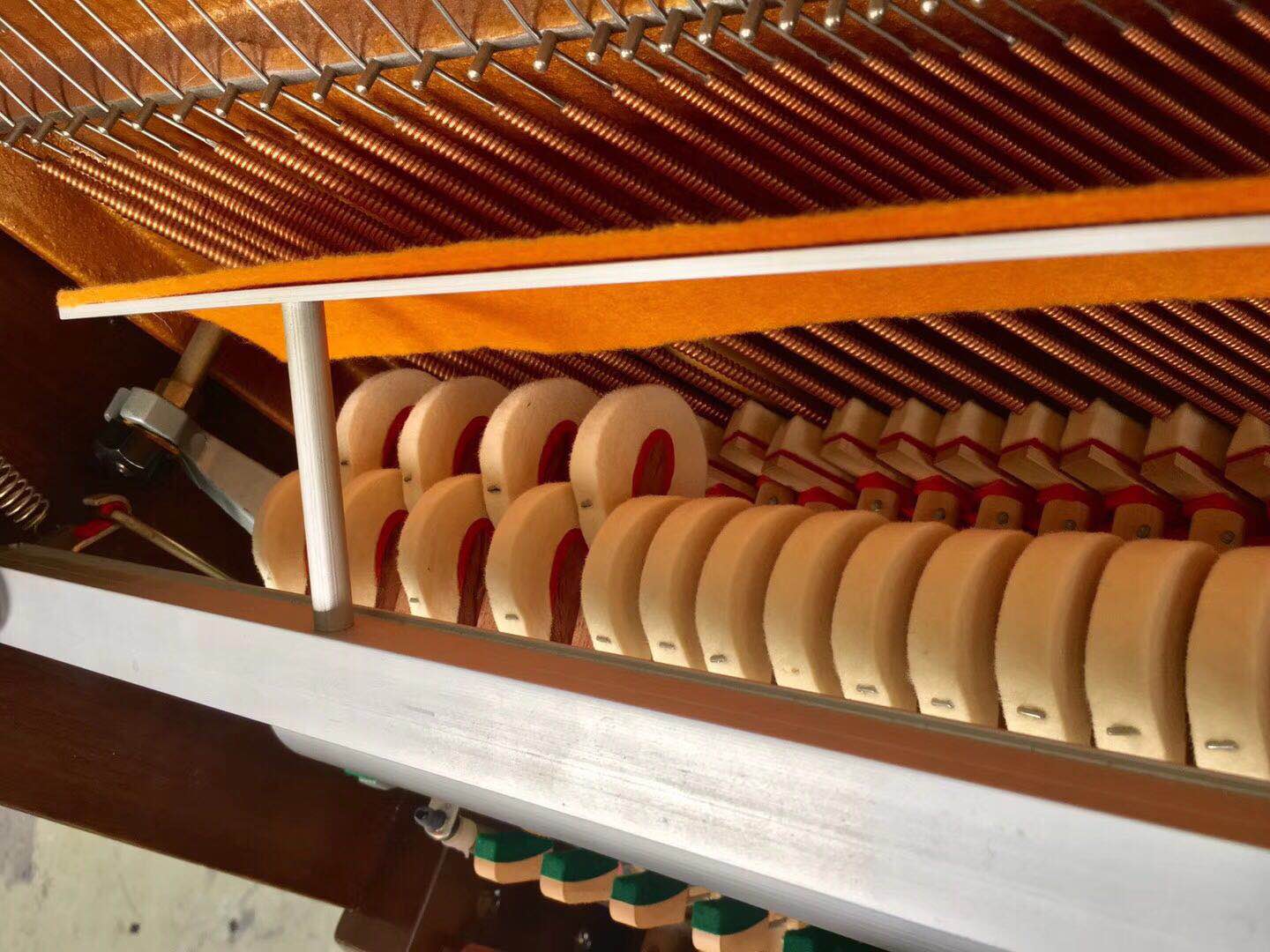 Hàn Quốc nhập khẩu đàn piano đã qua sử dụng Yingchang U121 dành cho người lớn mới bắt đầu học sinh phân loại nhạc cụ chơi dọc - dương cầm 	giá 1 đàn piano	