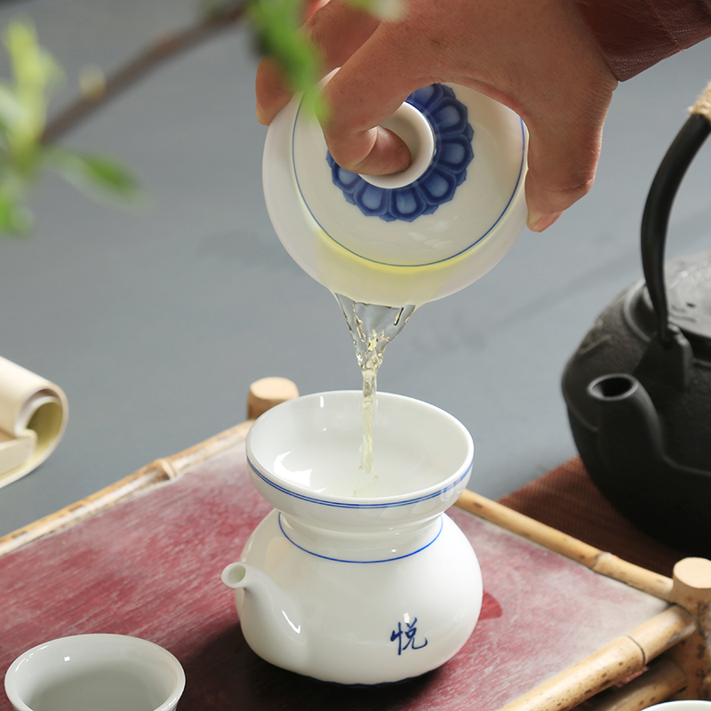 Is Yang large tureen bowl tea tea bowl to bowl of blue and white porcelain ceramic white porcelain three use hand grasp pot