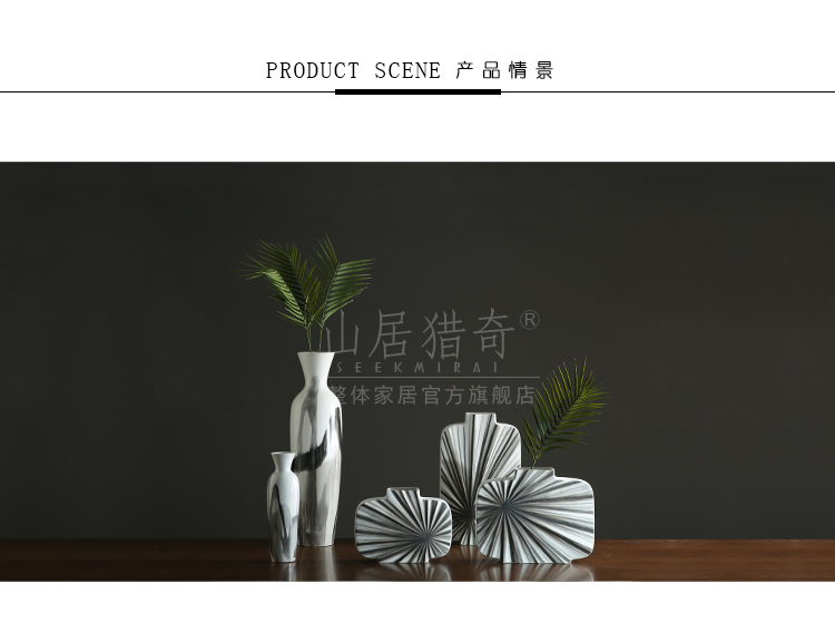 Black and white ceramic dry flower, flower implement modern fashionable household vase furnishing articles sample room table sitting room adornment