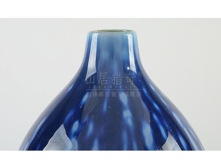 Variable blue porcelain vase furnishing articles creative fashion living room table dry flower, flower implement small expressions using round bottle arranging flowers