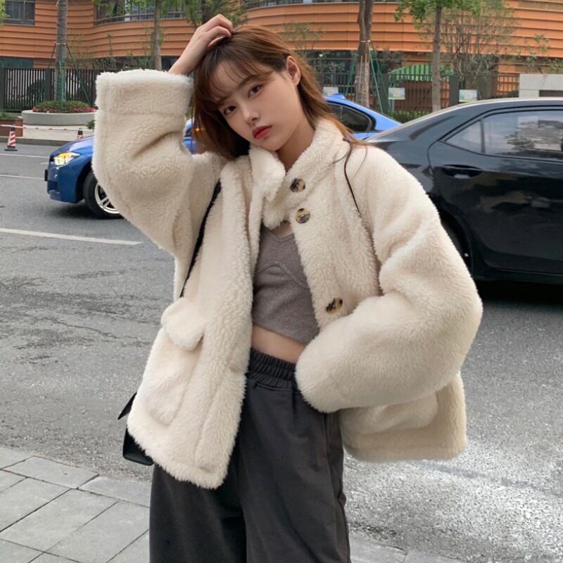 celine pianna white lamb wool coat female winter Korean version loose fashion thickened plush blouse