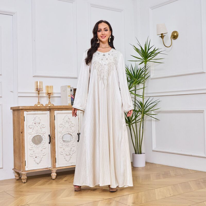 Round Neck Loose Long-Sleeved Dress with Silver Rhinestones, White Dress, Long Dress, Blingbling White Robe, Dubai Travel Clothing