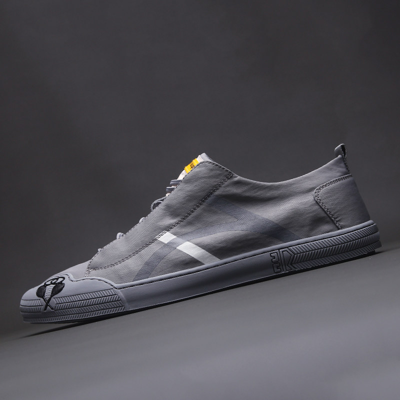 Summer new cloth shoes men sex fashion trend men's shoes net red one-foot, breathable canvas shoes comfortable plate shoes