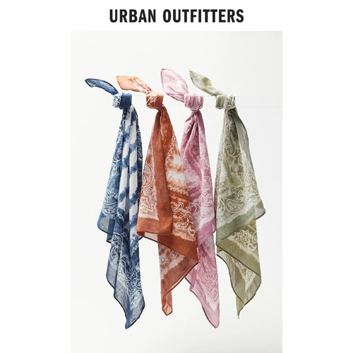 Свежий галстук -ветер, модный платок, городские накиды