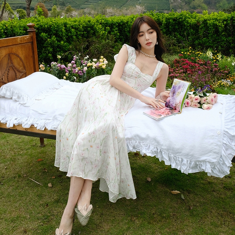 从那以后法式无袖碎花连衣裙