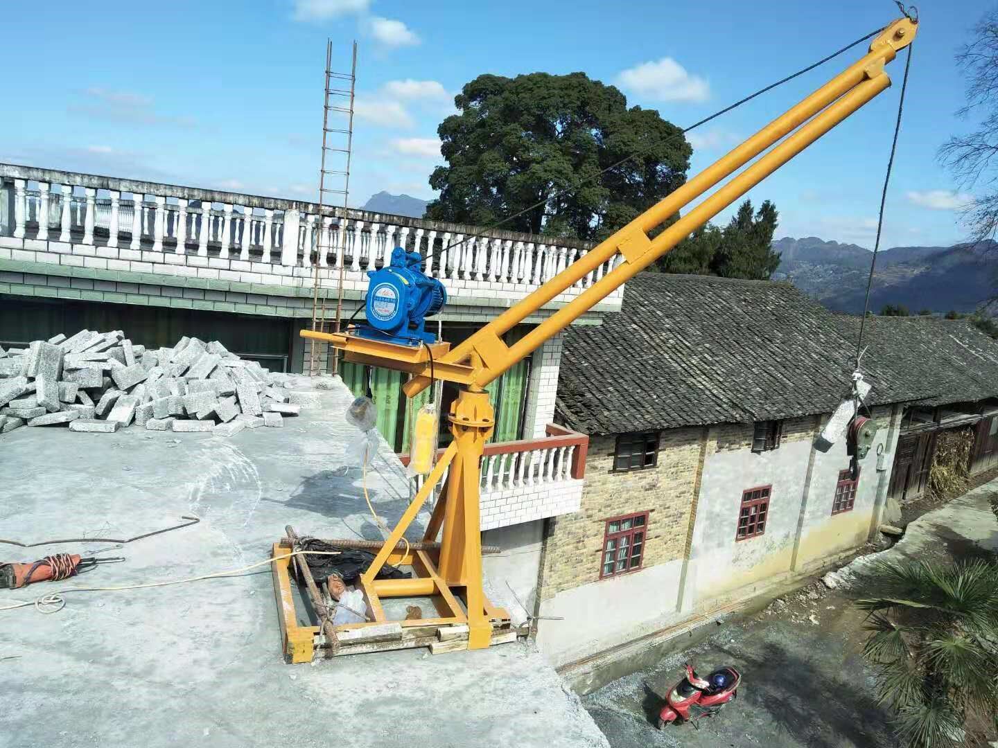 220v outdoor hoist home building decoration small hoist 380v small hoist hoist promotion