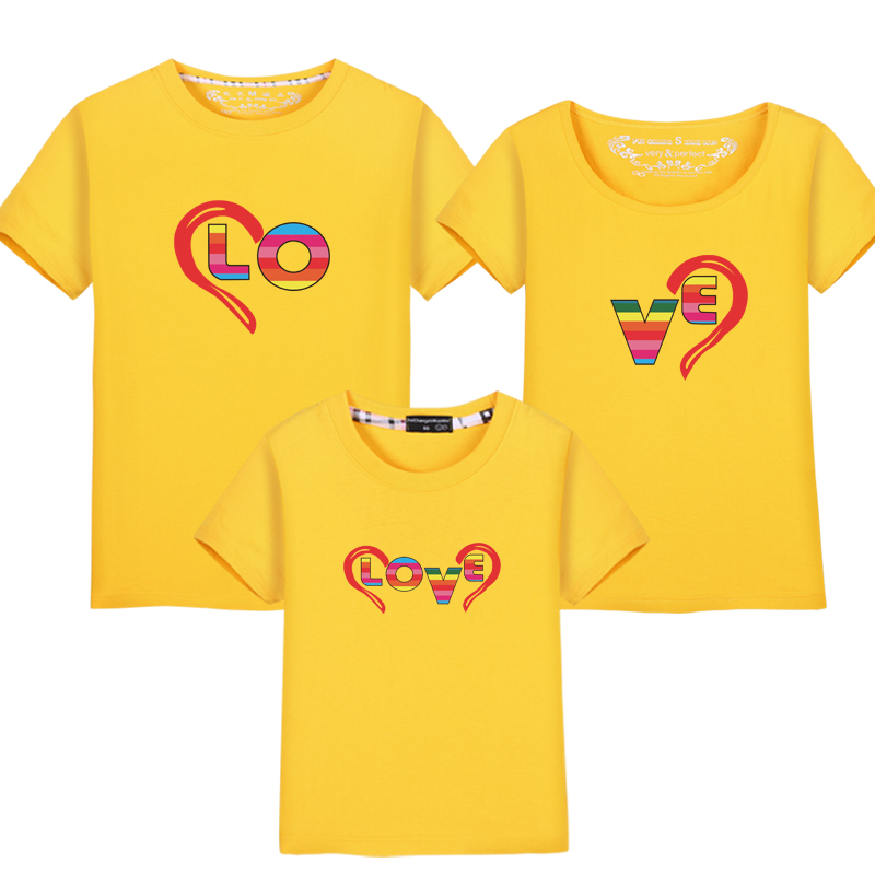 Quần áo bố mẹ cho bé hè 2018 mới cỡ lớn nửa tay áo thun cotton in hình gia đình ba tay ngắn đi biển áo thun gia đình