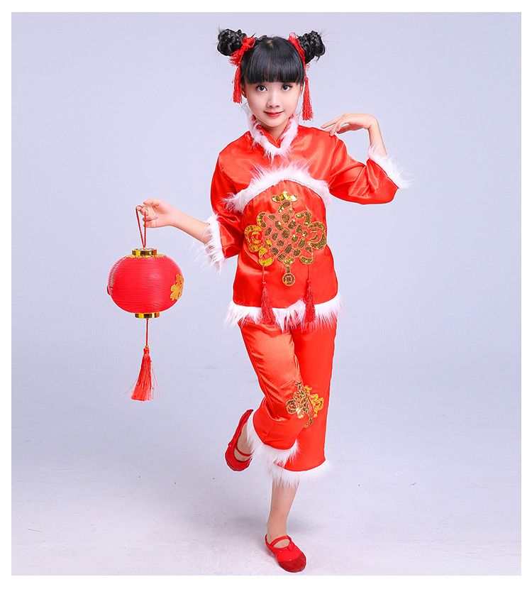 Ngày đầu năm mới Ngày của trẻ em Bài hát Trang phục cho trẻ em Lễ hội quốc gia Cô gái mở Đèn lồng đỏ Trang phục biểu diễn áo bé trai