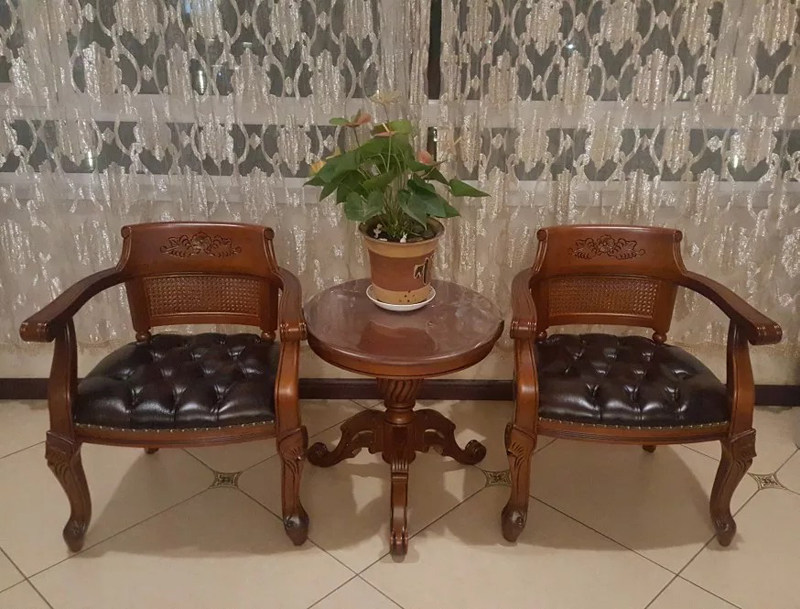 European retro solid wood leisure chair American leather dining chair Taishi official hat ring chair back chair armrest desk chair