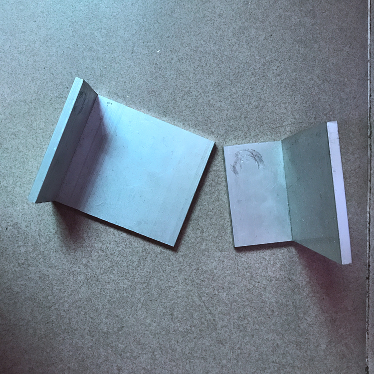 30 30 * 20 * 3mm aluminium alloy profiles manufacturer aluminium angle 30 * 60 * 3mm large gauge with unequal corners code precision cut