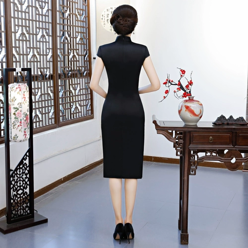 Длинное черное ципао, элегантное ретро платье, средней длины, светлый стиль, 2020