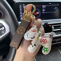 Золотая кожаная веревка+белый щенок