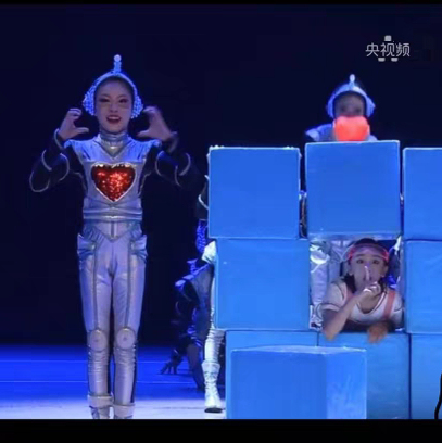 Ai's Companionship Dance Costumes, Performance Costumes, Props, Ai Time Performance Costumes, New Year's Performance, Spring Festival Gala, Booming Ai's Companionship Dance Costumes, Performance Costumes, Props, Ai Time Performance Costumes, New Year's Performance, Spring Festival Gala, Booming