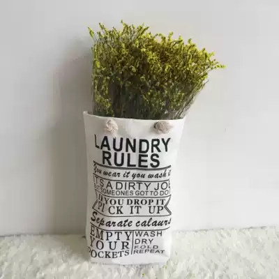 Hipster Mori wedding bride holding flower wedding photography props location photo props simulation idyllic dry flower