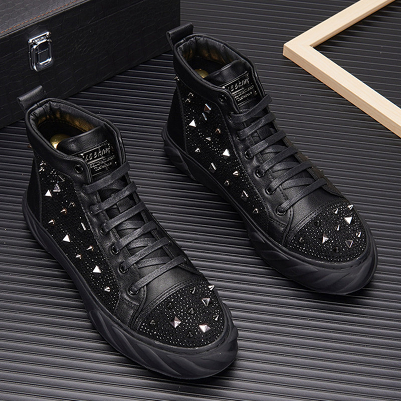 rivet shoes men's shoes 2022 spring and autumn new white high-top sneakers trend korean style trendy men's martin boots