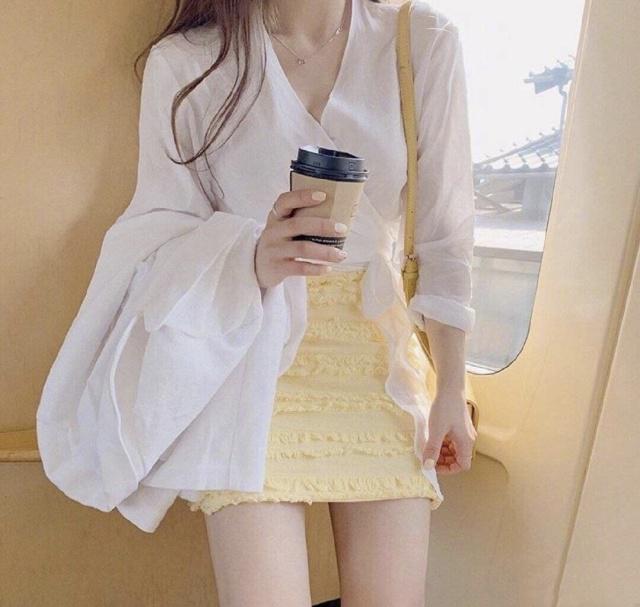 浅色系搭配指南——属于春夏的穿搭示范