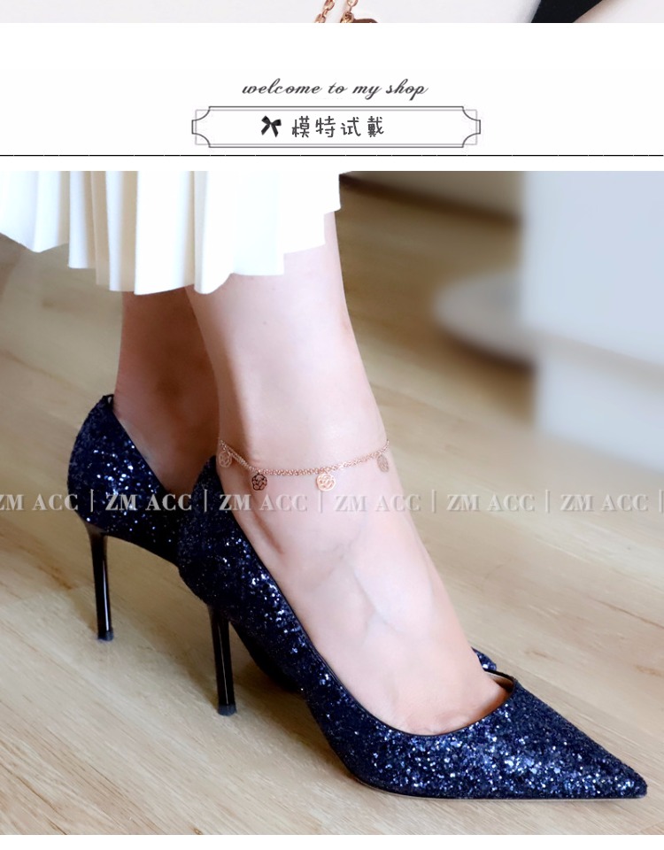ZM ACC thời trang mới khí chất rỗng hoa hồng tăng gấp đôi titan thép vòng chân nữ chân trần trang sức chân nhẫn - Vòng chân lắc chân vàng tây
