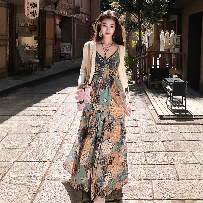 Bohemian Retro Ethnic Style Halterneck Suspender Dress, Stunning Fairy-Like Seaside Vacation Beach Long Dress That Looks Slimming