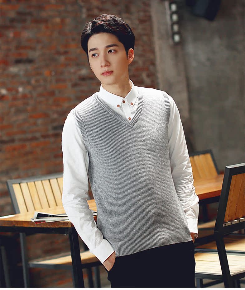 Áo len vai nam vest mùa thu không tay áo len vest màu rắn lỏng đầu v-cổ dệt kim cotton vest nam áo vest nam hàn quốc trẻ trung