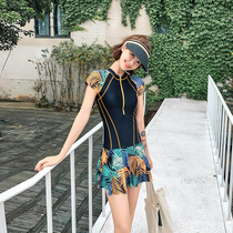 Split swimsuit womens summer 2021 new conservative thin belly flat angle student small chest gathered sports meat swimsuit