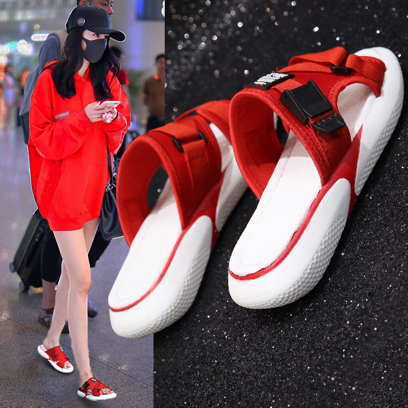 Slippers female summer wear 2022 new Korean version of the wild ulzzang thick-soled flat fashion net celebrity ins cool and trendy