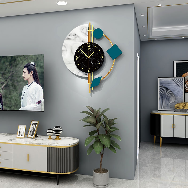 Clock hanging clock Living room Creative watches and clocks modern minimalist home fashion hanging wall Nordic creative light lavish decoration hanging clock