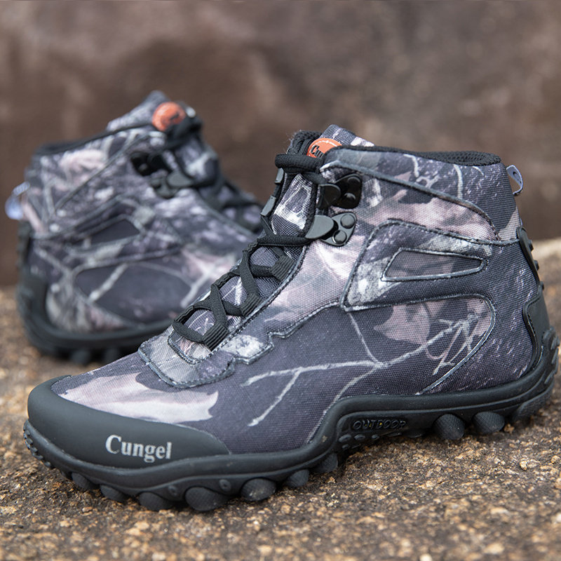 New Seasons Locomotive Casual Riding Men's Shoes Outdoor Breathable Mountaineering Shoes Non-slip Comfort 100 Hitch Shoes