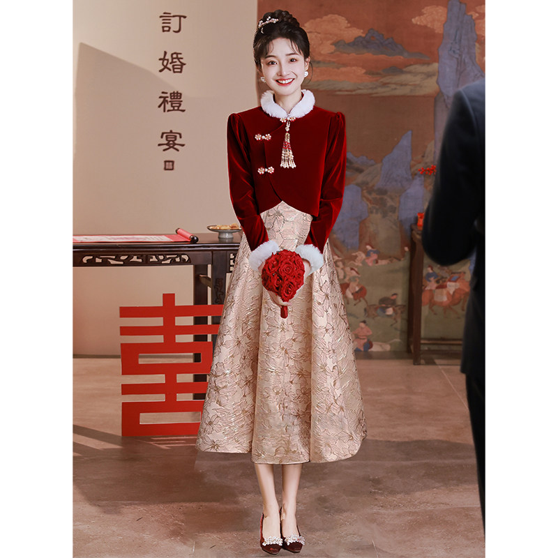 Red flag gown toast to bridal woman betrothed small gown dress autumn winter long sleeves New Chinese back door suit-Taobao