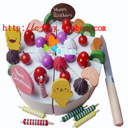 Girl's toy children's birthday cake baby simulation fruit and vegetables happy cut to watch the kitchen and passed the house set