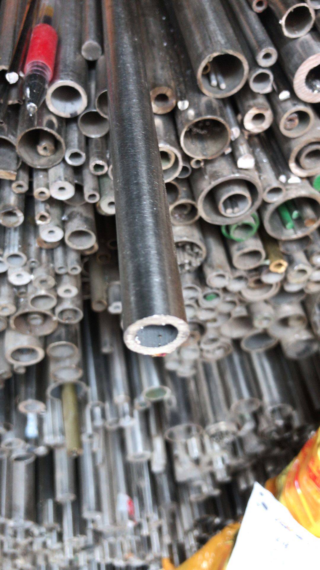 304 stainless steel bright tube with seamless outer polishing, outer diameter 15mm, wall thickness 4mm, length 350mm