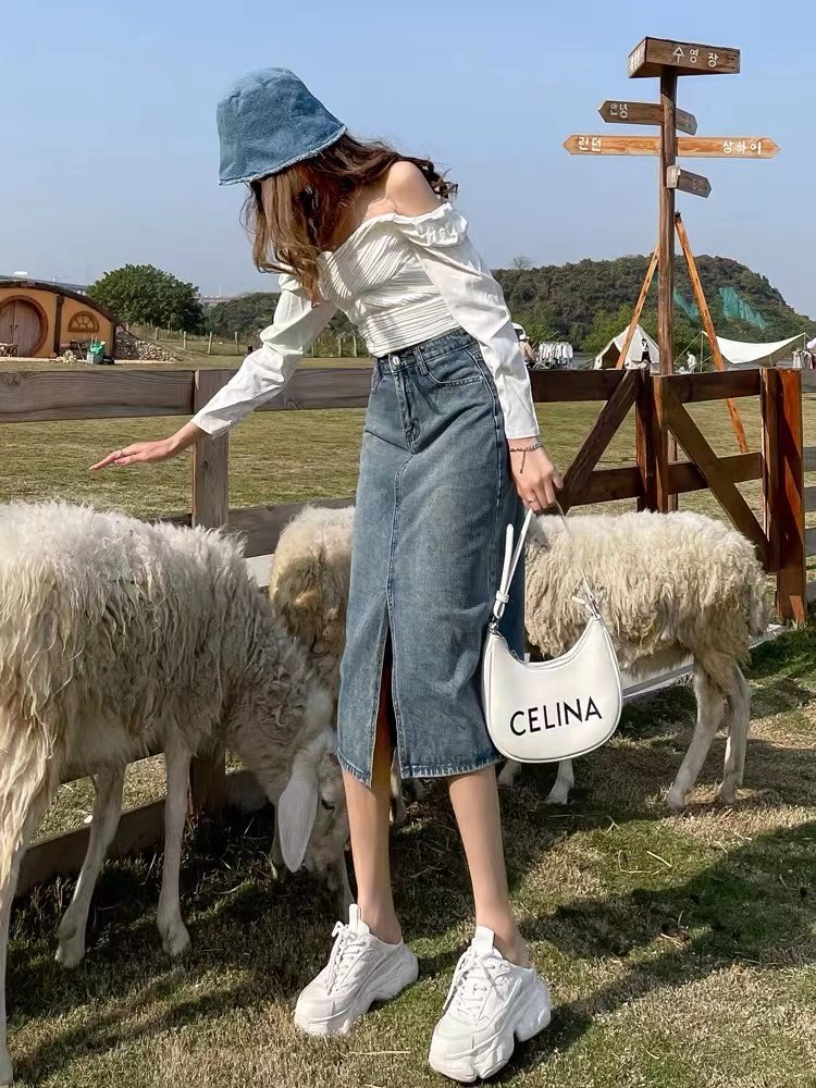 South Korea Former open fork Cowboy half body dress Women 2022 Summer new high waist a long version of the ancient mid-pack hip dress