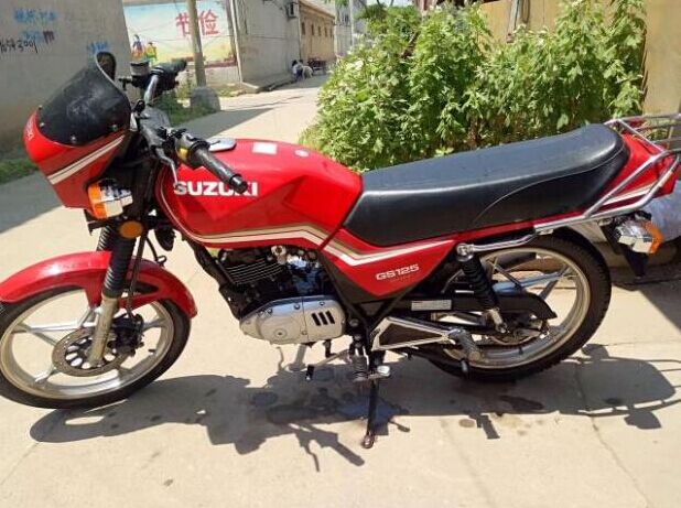 Phụ kiện xe máy Qingqi GS125 Tấm chắn bùn phía trước Tấm chắn bùn phía trước Tấm chắn nước phía trước - Kính chắn gió trước xe gắn máy kính chắn gió xe máy pcx