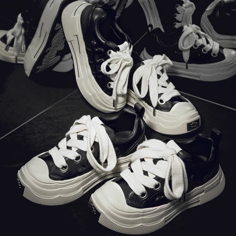 Celebrity-Style White Sneakers for Women, 2025 Autumn New Vintage Distressed Height-Increasing Canvas Shoes, Thick-Soled Couple's Sneakers Celebrity-Style White Sneakers for Women, 2025 Autumn New Vintage Distressed Height-Increasing Canvas Shoes, Thick-Soled Couple's Sneakers